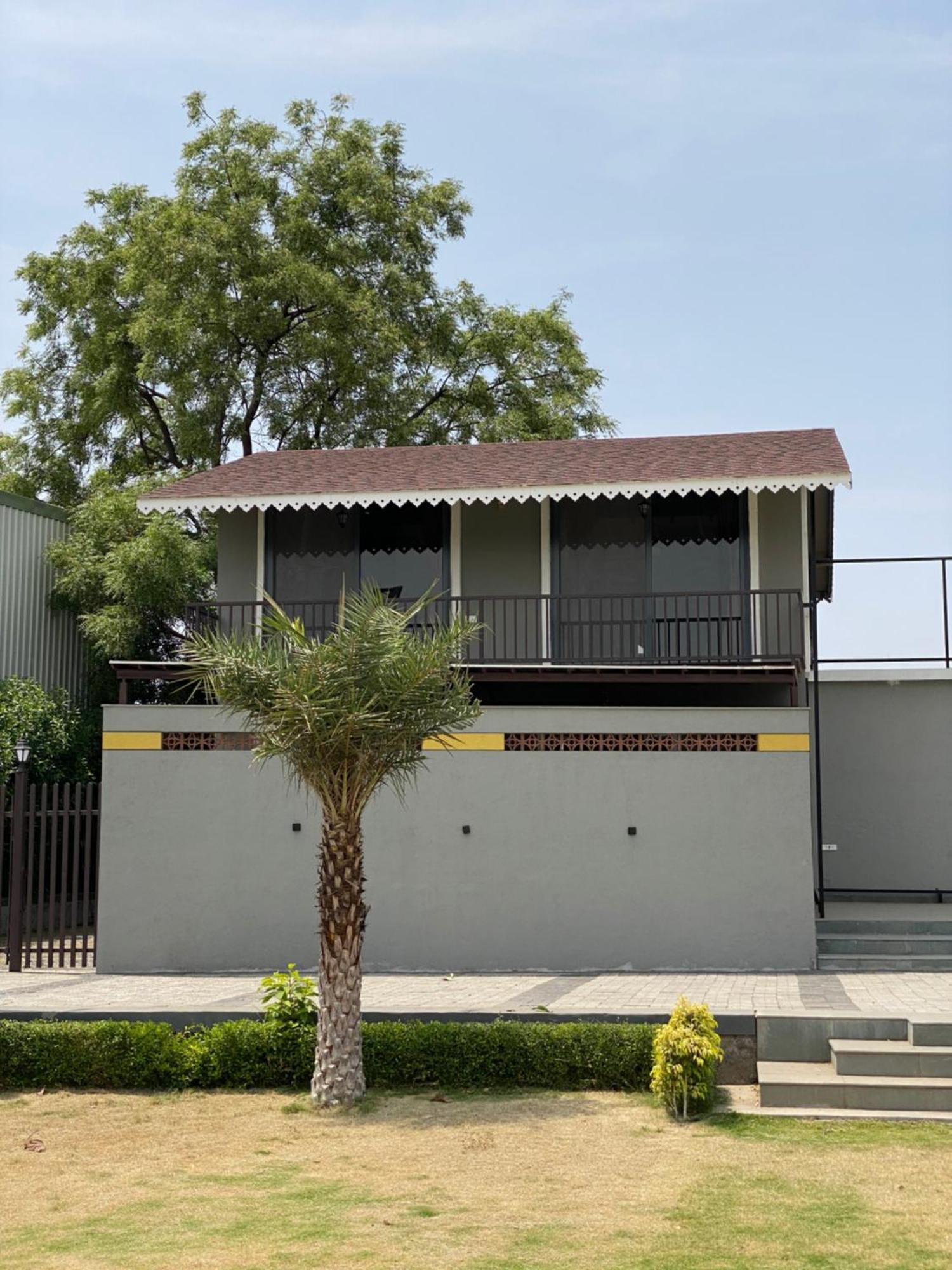The Pavilion Park Resort Μαλεγκάον Εξωτερικό φωτογραφία
